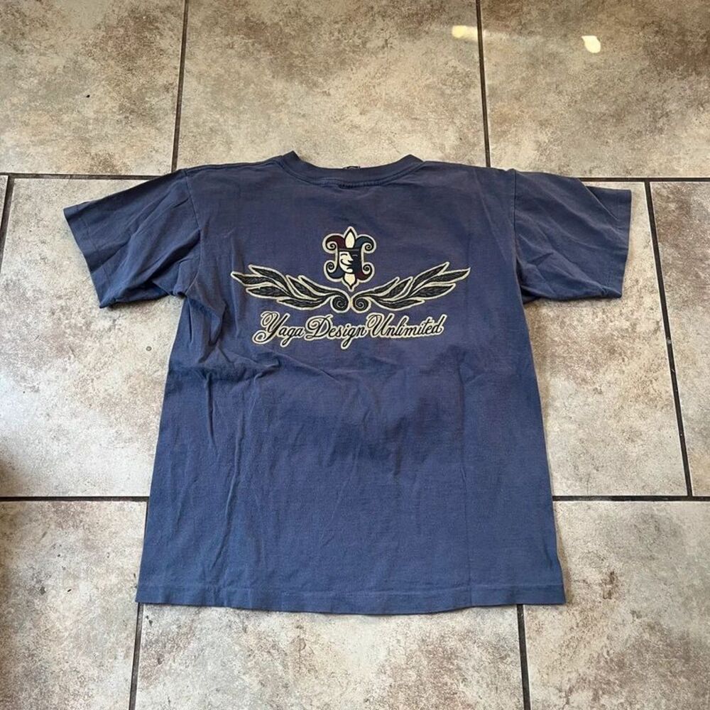 Vintage 90s Yaga Design Unlimited Graphic T-Shirt Faded Navy Blue Size S